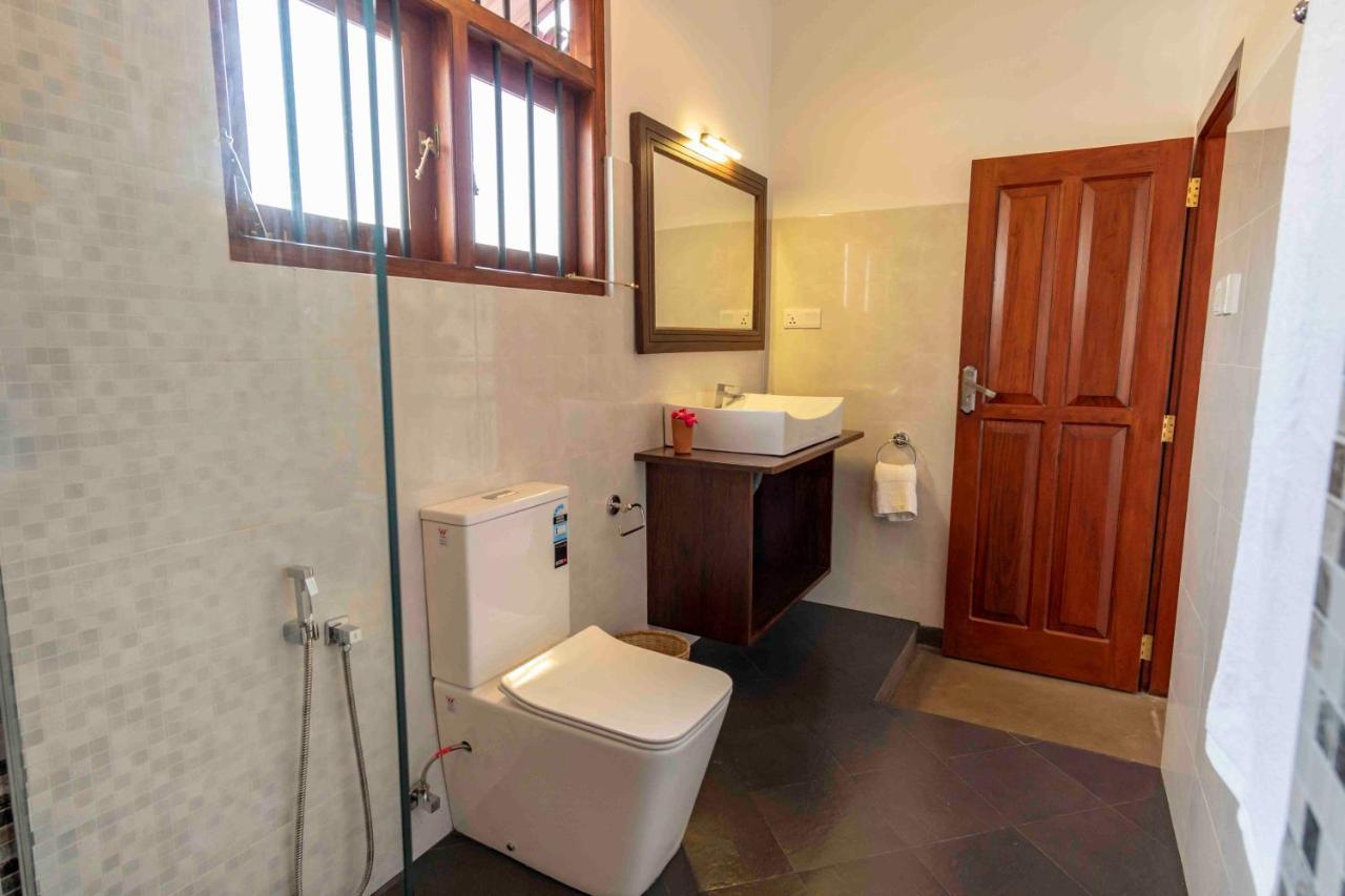 Brixia Cafe & Guest Bed & Breakfast Galle Exterior foto